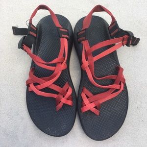 Red dual-strap Chacos Size 8